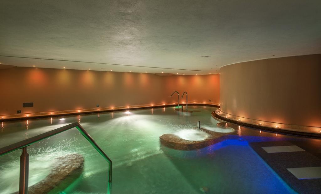 Hotel Ambasciatori Place 4*